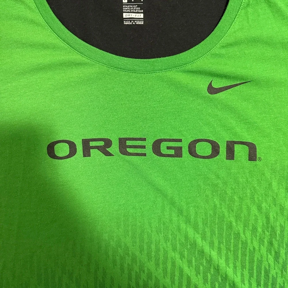 Nike Oregon Ducks T-Shirt‎ Scoop-Neck Short Sleeve Green Black Womens Size Large